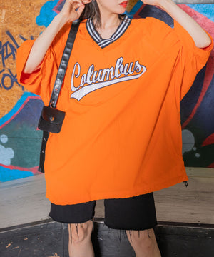 オレンジ モデル：154cm L着用