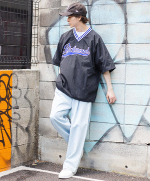 ブラック モデル：180cm L着用