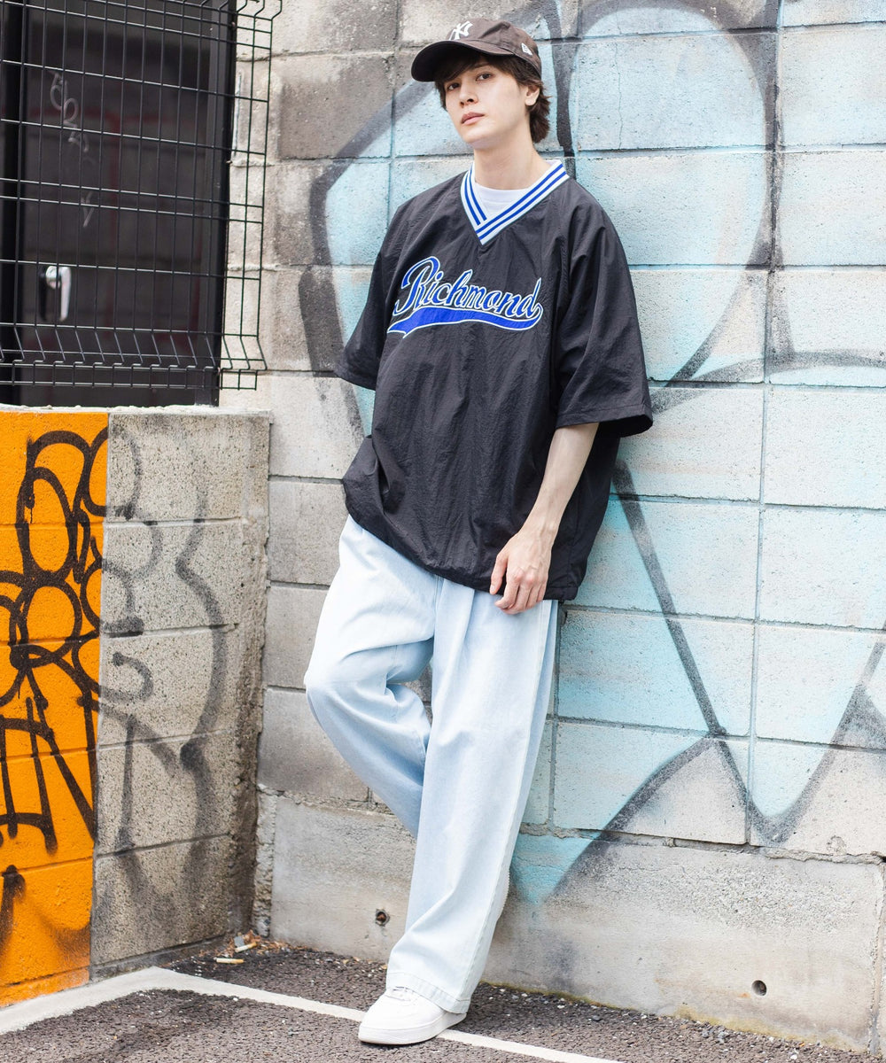 ブラック モデル：180cm L着用