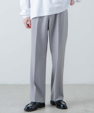 グレー モデル：178cm L着用