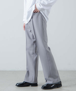 グレー モデル：178cm L着用