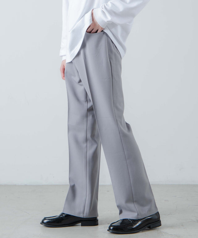 グレー モデル：178cm L着用