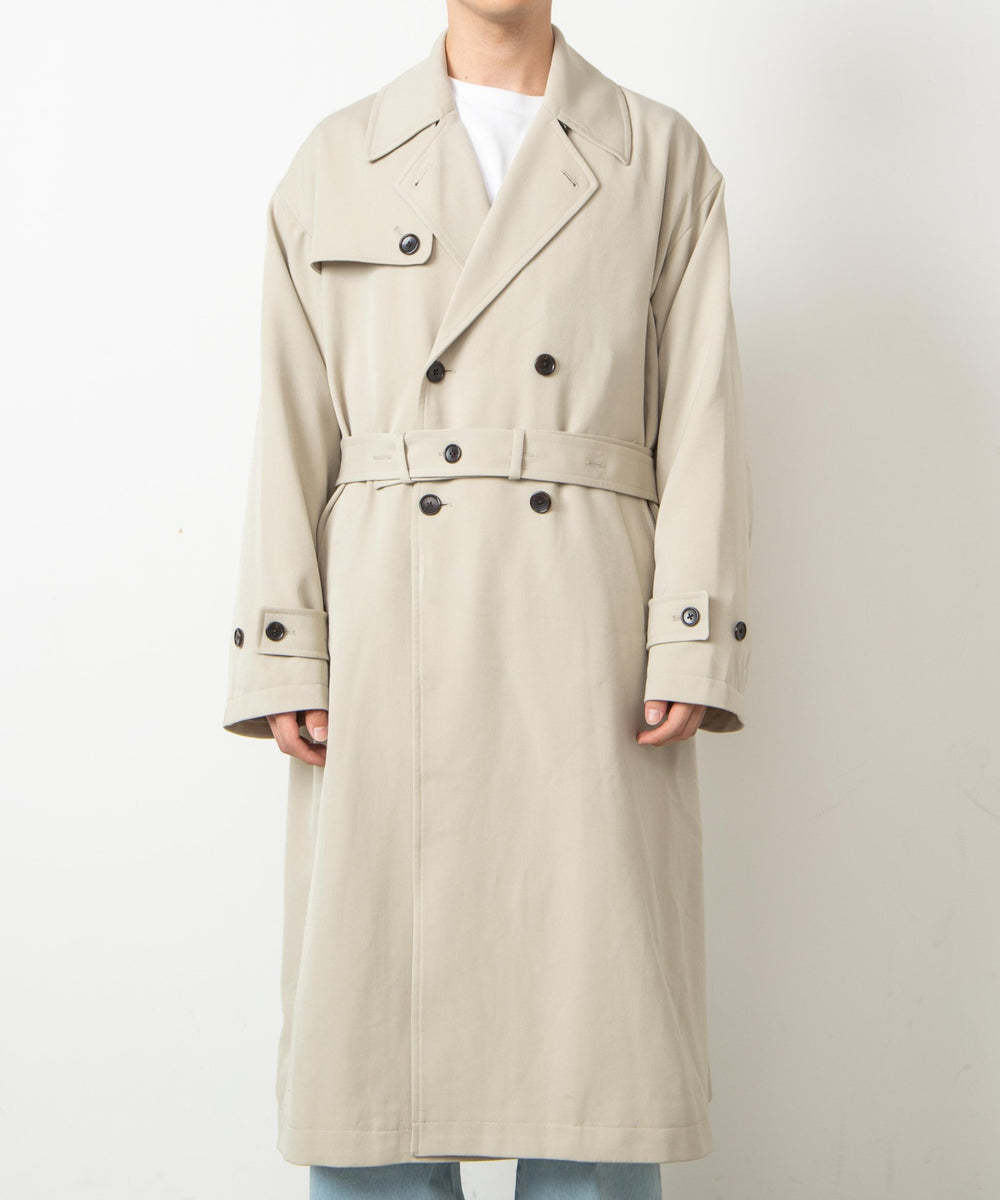 ルーズトレンチコート