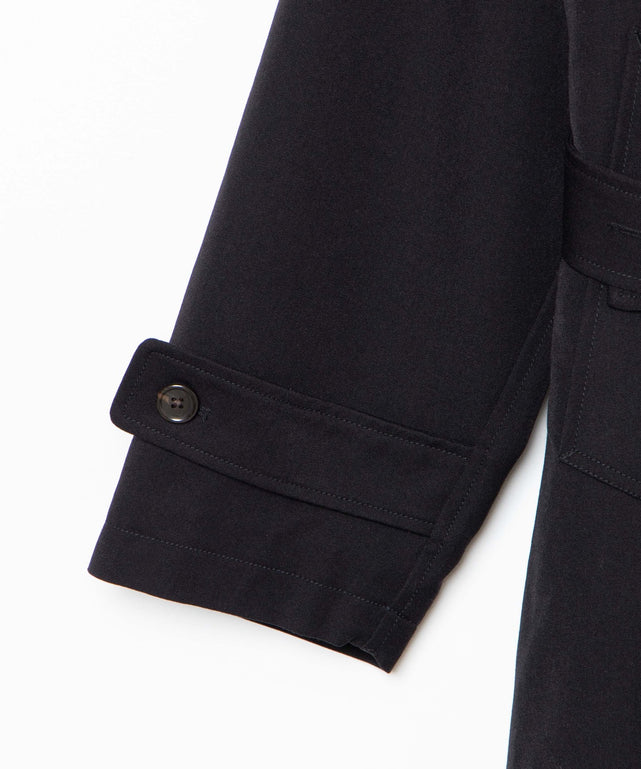 ルーズトレンチコート