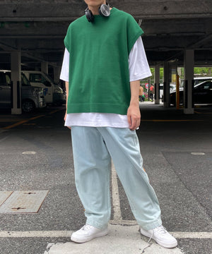 グリーン　モデル：175cm L着用