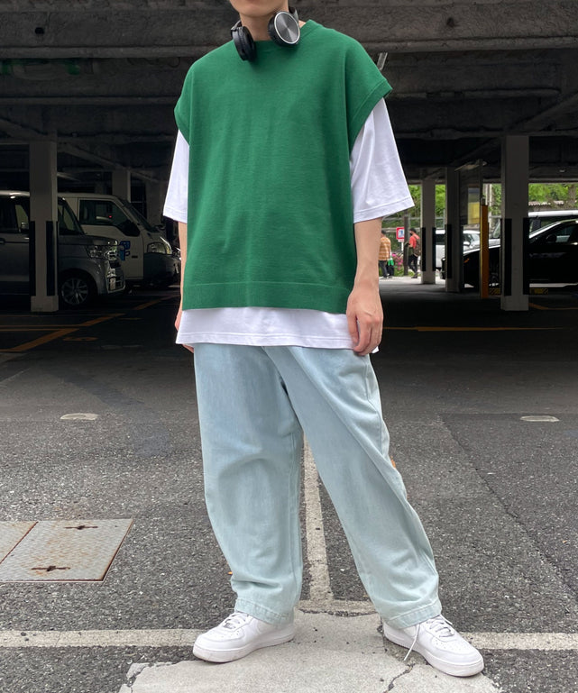 グリーン　モデル：175cm L着用