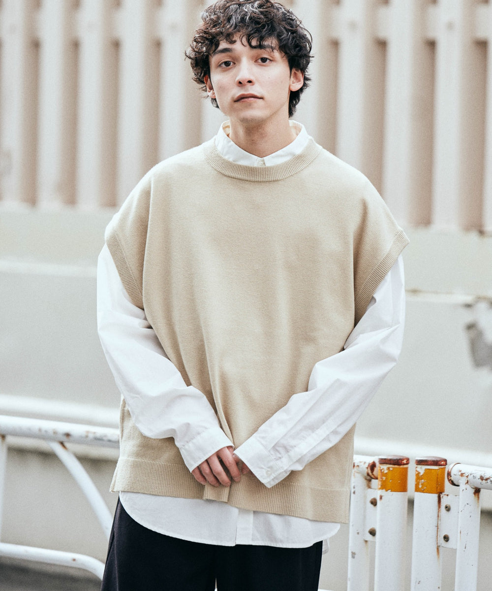 Lベージュ モデル : 175cm L着用