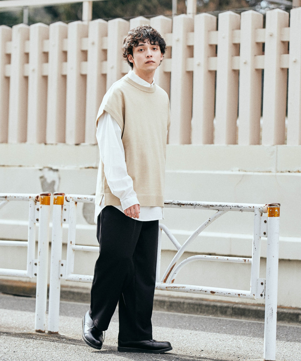 Lベージュ モデル : 175cm L着用