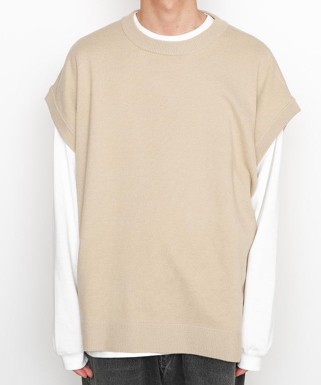 Lベージュ　モデル：175cm L着用 