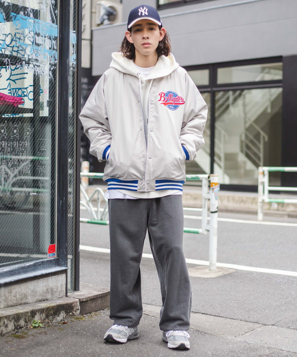 グレー モデル：174㎝ M着用