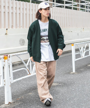 ベージュ モデル：174㎝ L着用