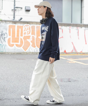 ホワイトアイボリー  モデル：174㎝ L着用