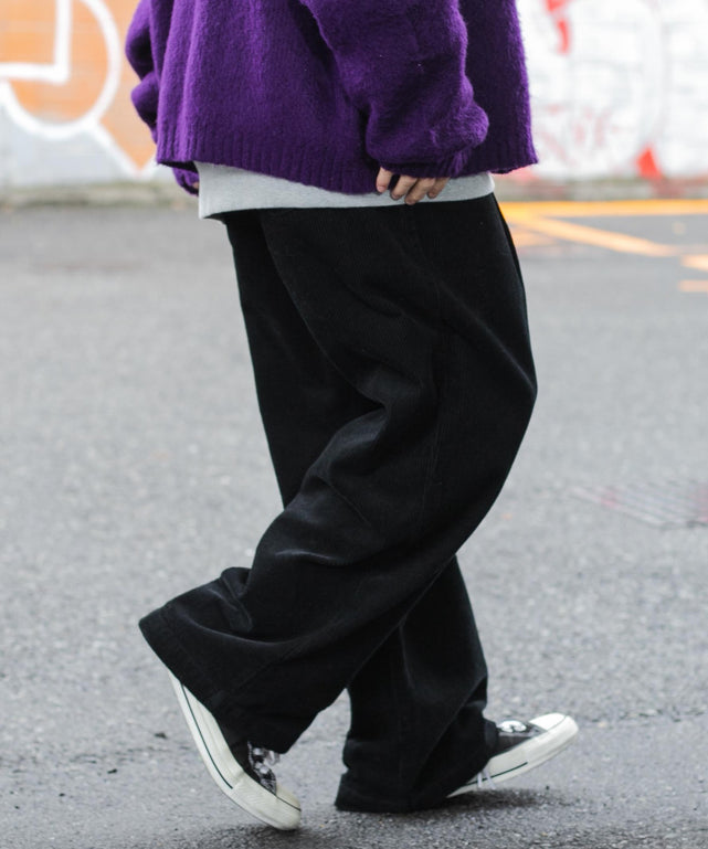 ブラック  モデル：174㎝ L着用