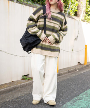 ホワイトアイボリー　モデル:161cm L着用