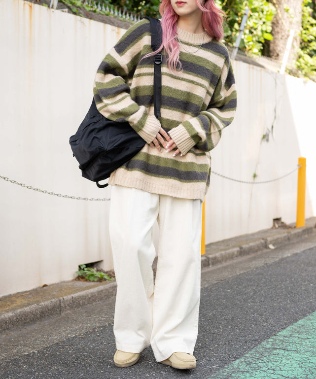 ホワイトアイボリー　モデル:161cm L着用