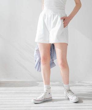 ホワイト モデル：164cm F着用