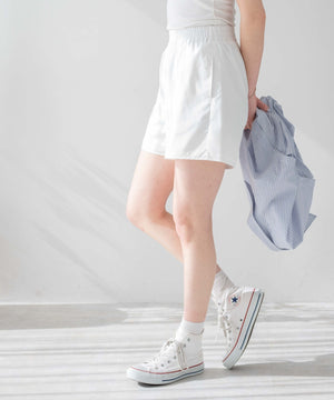 ホワイト モデル：164cm F着用