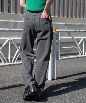 ブラックその他 モデル：160cm M着用