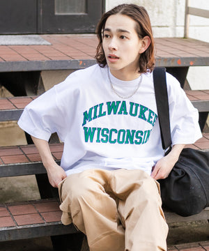 ホワイト モデル：174㎝ L着用