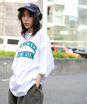 ホワイト モデル：175cm L着用