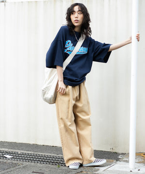 ネイビー モデル：175cm L着用