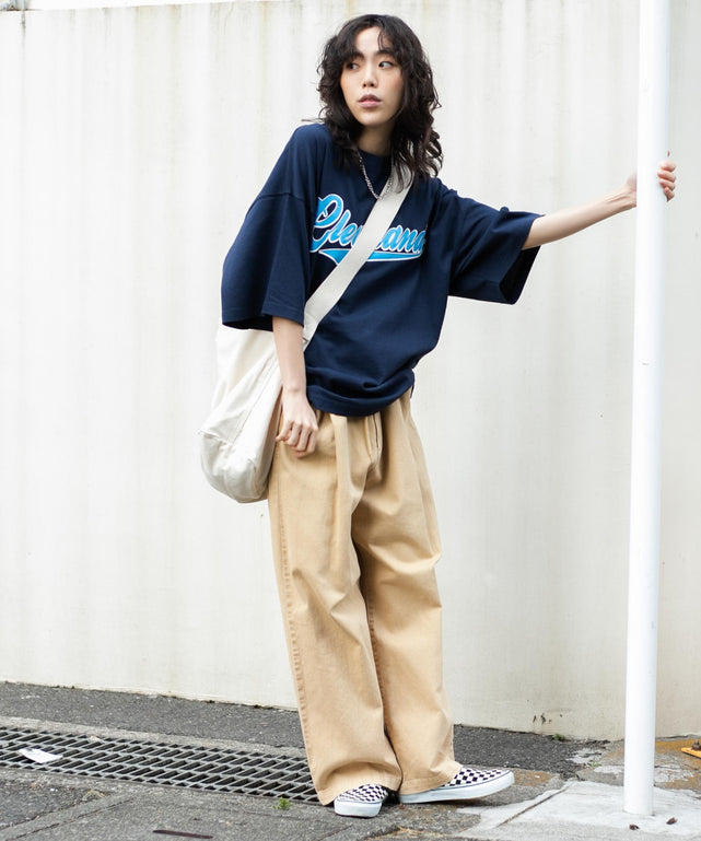 ネイビー モデル：175cm L着用