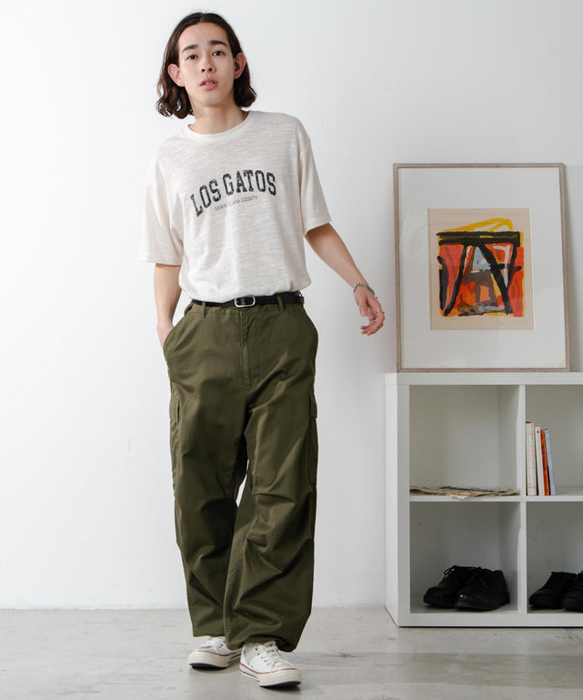 オフホワイト モデル：174㎝ L着用