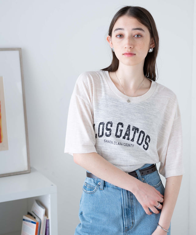 オフホワイト モデル：164㎝ L着用