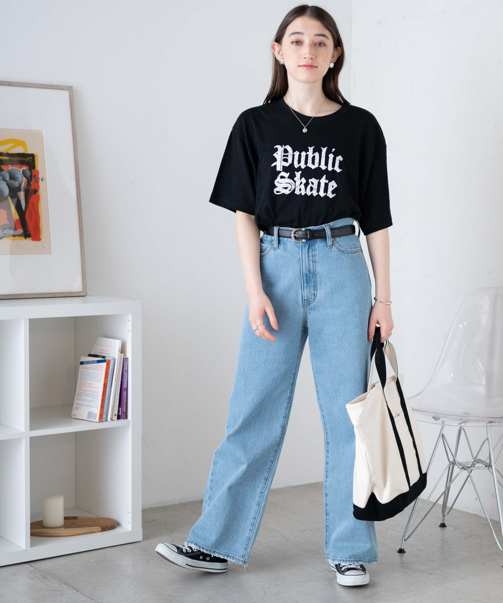 ブラック モデル：164㎝ L着用