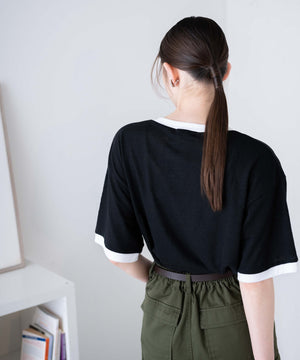 ブラック モデル：164㎝ L着用