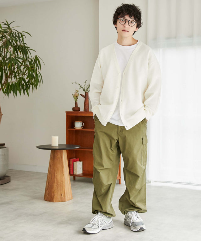 オフホワイト モデル：175cm L着用