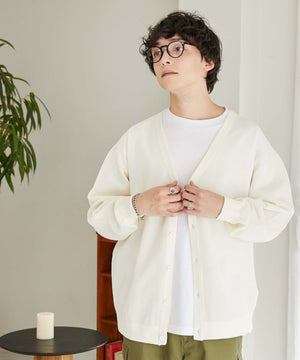 オフホワイト モデル：175cm L着用