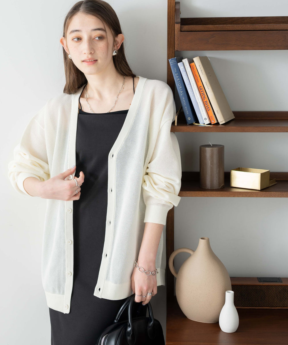 オフホワイト モデル：164cm L着用