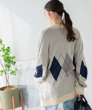 柄1 モデル : 164cm L着用