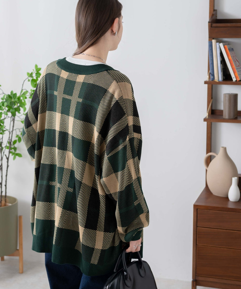 柄2 モデル : 164cm L着用