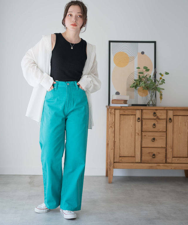 グリーン モデル：162cm M着用