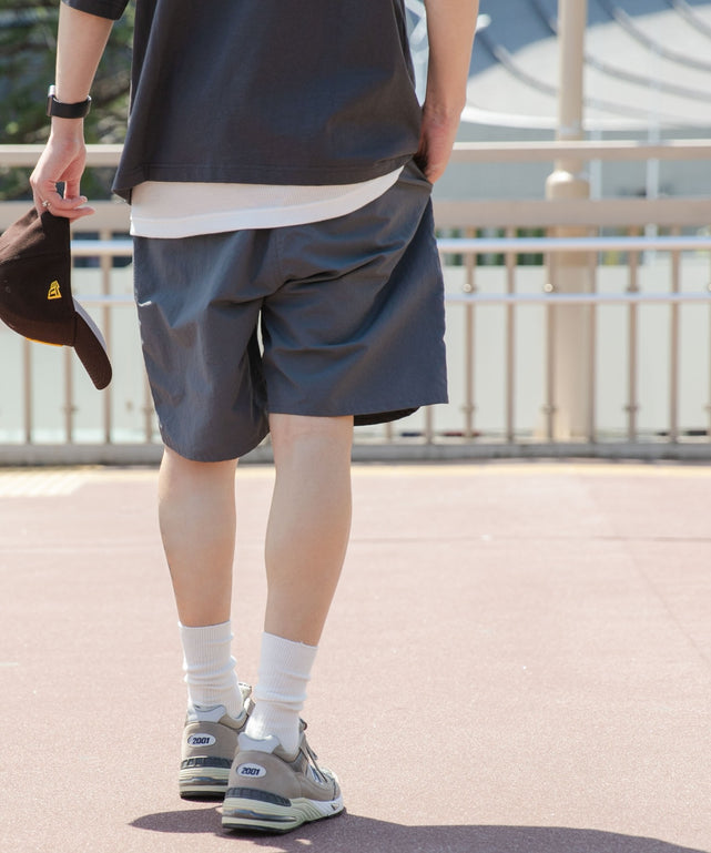 Dグレー モデル：178cm L着用