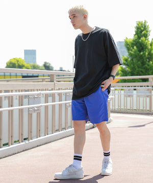 ブルー モデル：178cm L着用