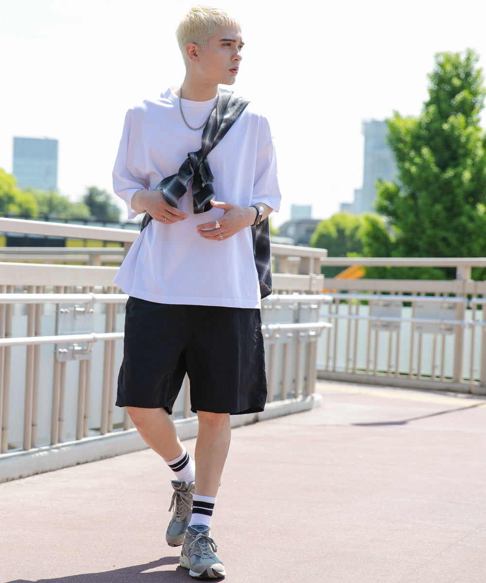 ブラック モデル：178cm L着用