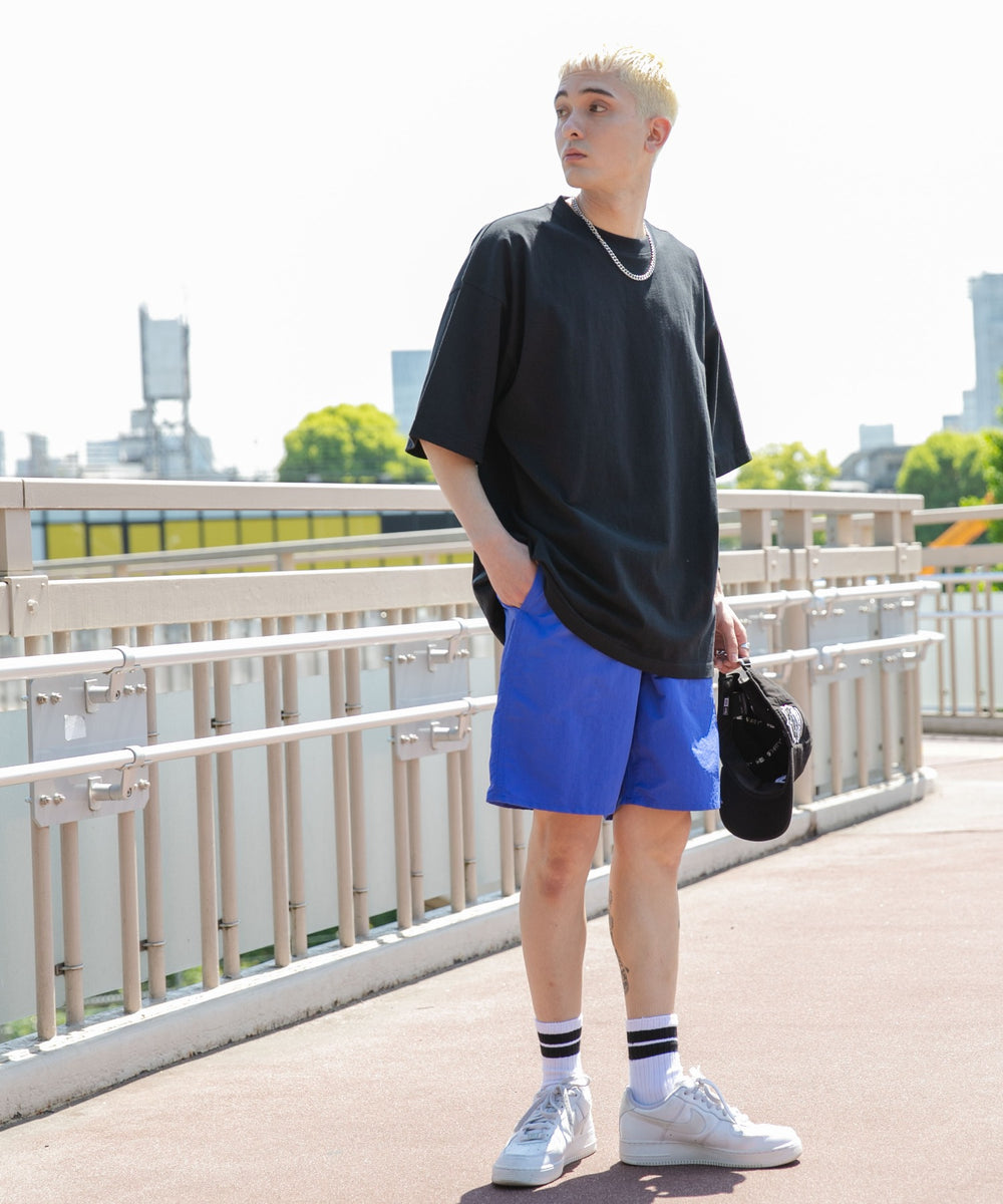 ブルー モデル：178cm L着用