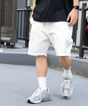 ホワイト モデル：174cm L着用