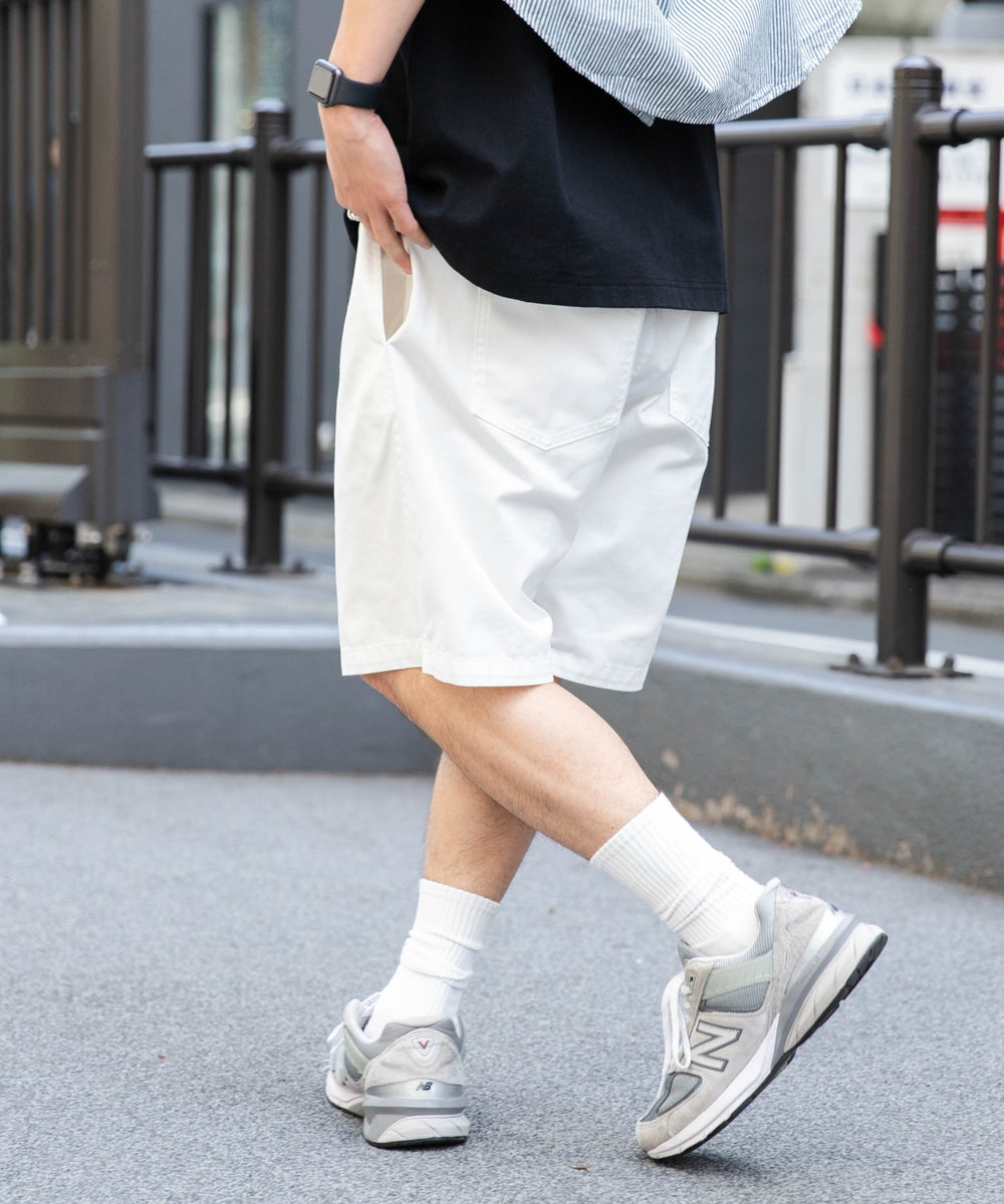 ホワイト モデル：174cm L着用