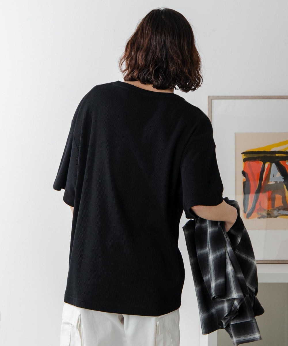 ブラック モデル：174㎝ L着用