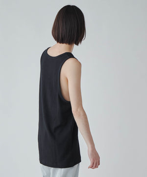 ブラック モデル：172cm L着用