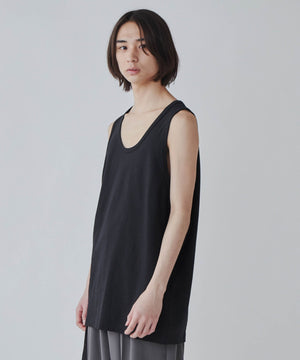 ブラック モデル：172cm L着用