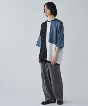 ブラック モデル：172cm L着用