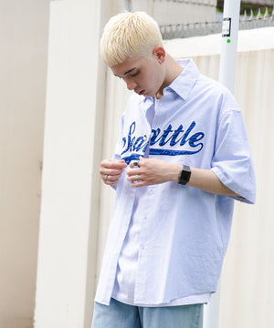 ブルー系ストライプ モデル：178cm L着用