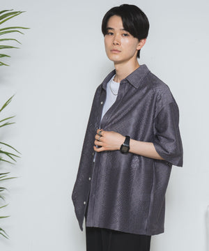 パープル モデル：177cm L着用