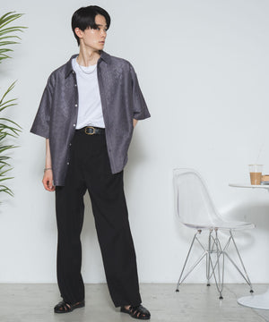 パープル モデル：177cm L着用