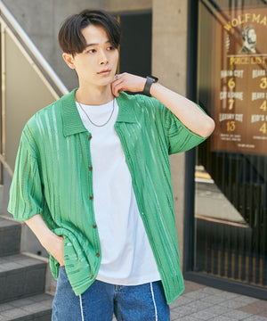 グリーン モデル：177cm L着用